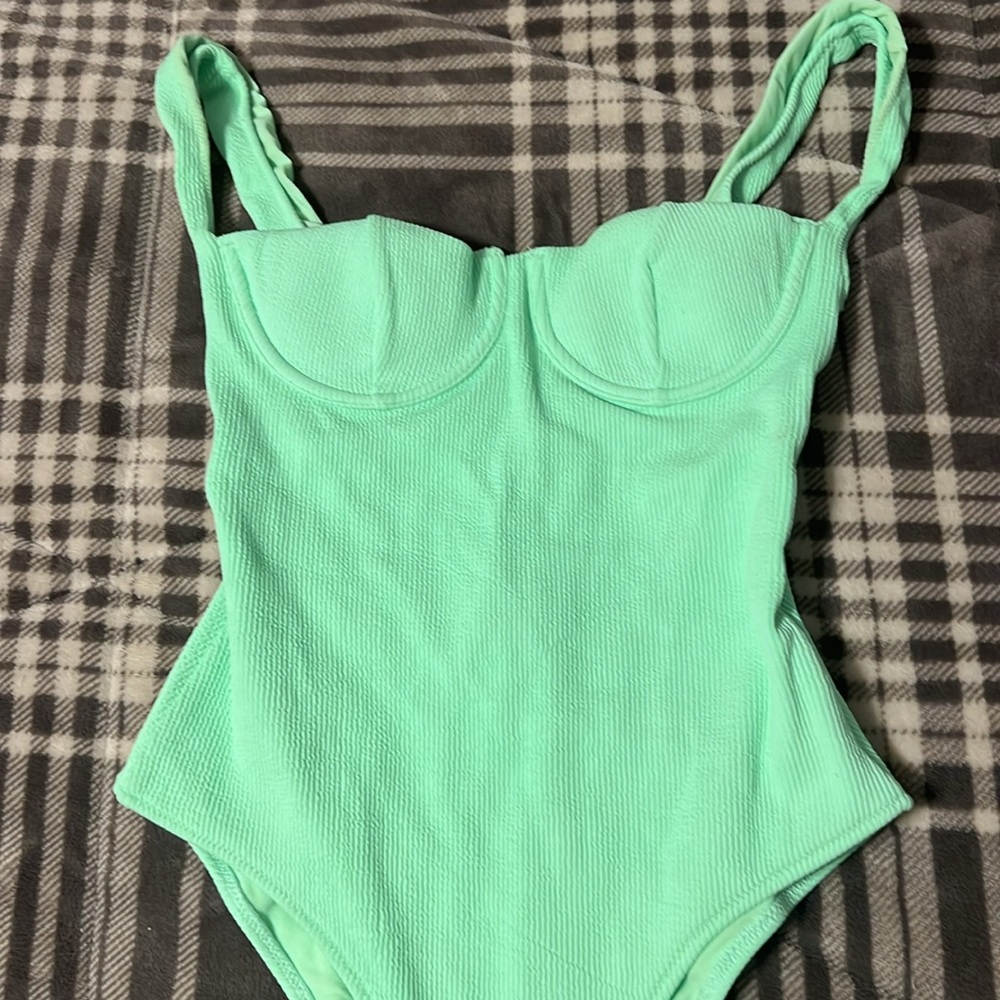 NWOT Zara ribbed one piece bathing suit - Picture 2 of 6